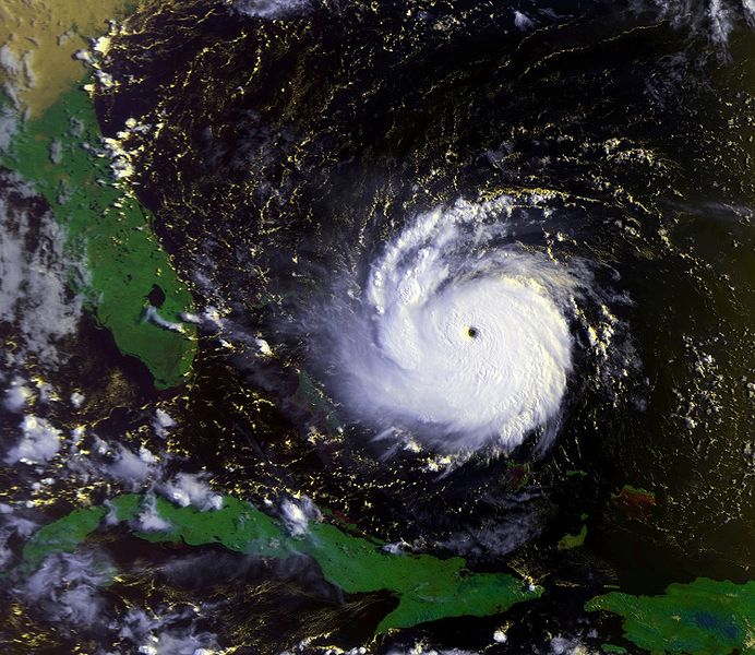 Satellite image of Hurricane Andrew with a very tightly formed eye